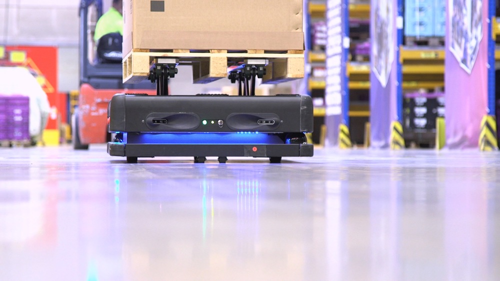 DB Schenker startete 2019 in Leipzig ein Pilotprojekt mit autonomen Robotern von Gideon Brothers…