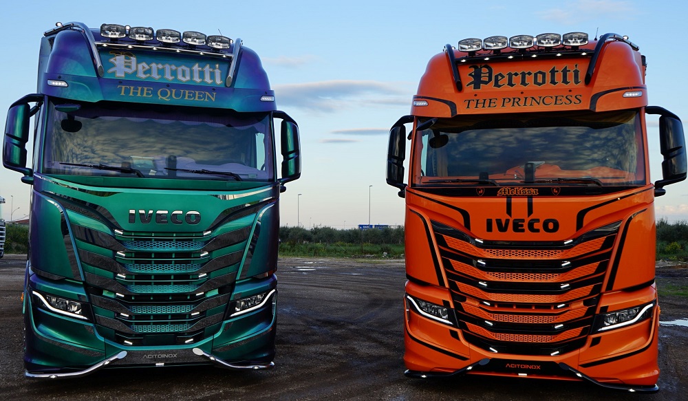 Iveco und Autotrasporti Perrotti Spa, ein italienisches Logistikunternehmen, präsentieren „The Queen“ und „The Princess“.