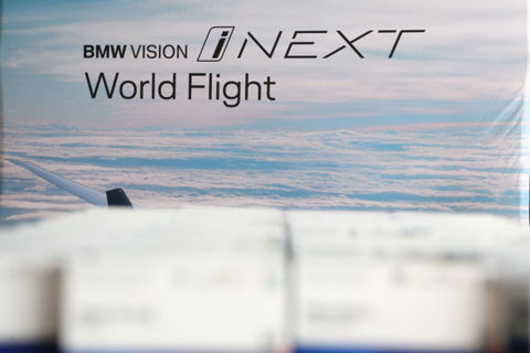 Lufthansa Cargo and the BMW Vision iNEXT on a world tour