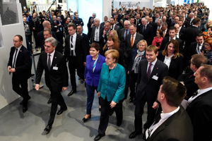 Tour of the Hannover Messe 2017 with the Chancellor