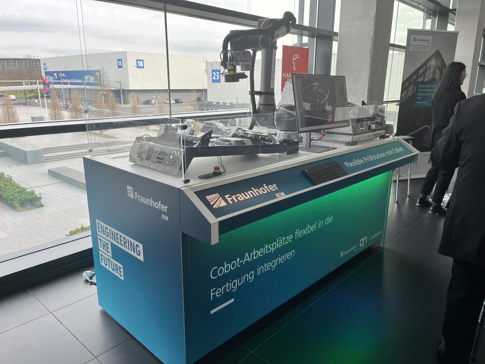 Cobot-Lösung mit integrierter Künstlicher Intelligenz