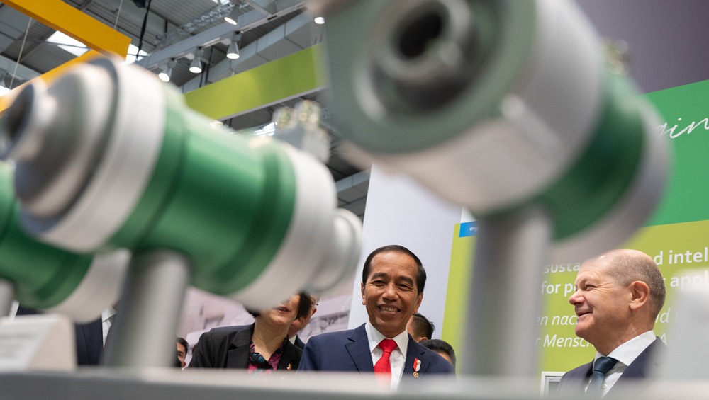 Tour of the trade fair with Federal Chancellor Olaf Scholz and Indonesia's President Joko Widodo